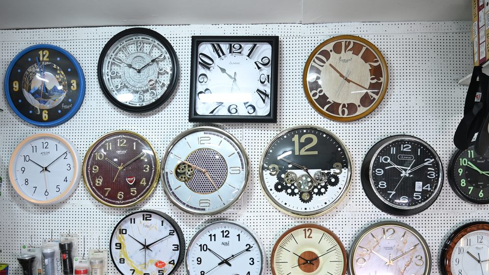 Wall clocks on display at Munna Electronics